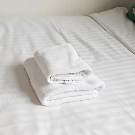 Metro Mlynow Pleasant By Bookinghost * Varsovie